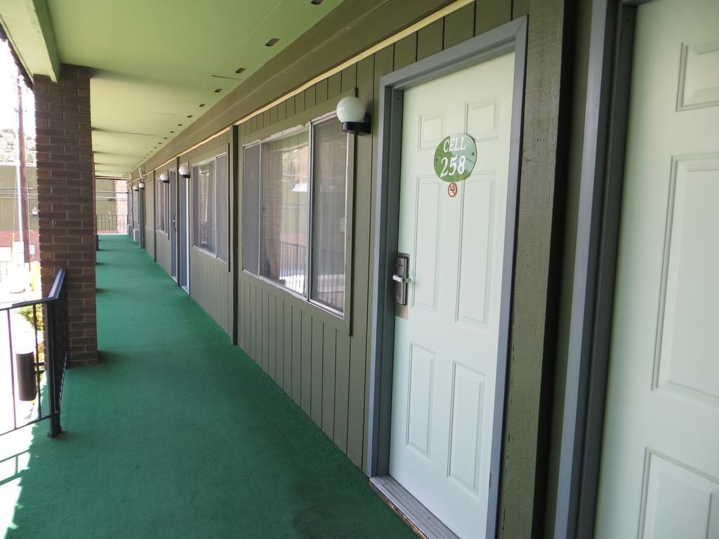 Jailhouse Motel And Casino Ілі Екстер'єр фото