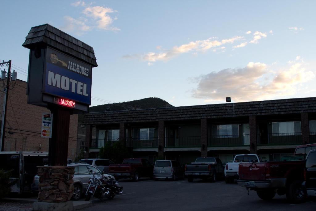 Jailhouse Motel And Casino Ілі Екстер'єр фото