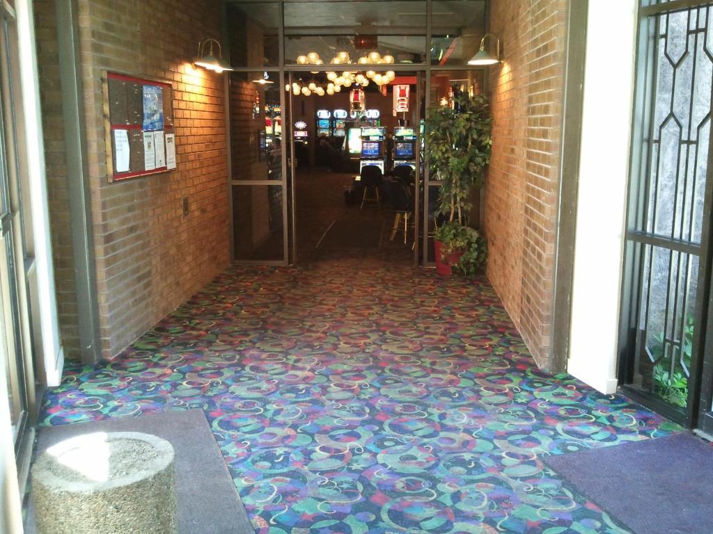 Jailhouse Motel And Casino Ілі Екстер'єр фото